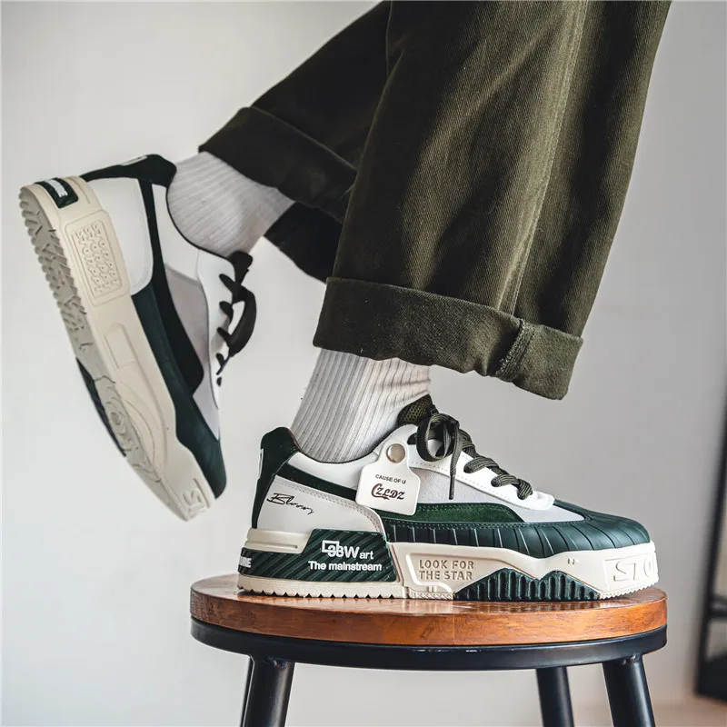 Harajuku style Men's Skate Shoes Designer Printed Men's Sneakers High top Skateboard Shoes Male Canvas Sneakers Chaussure Hombre