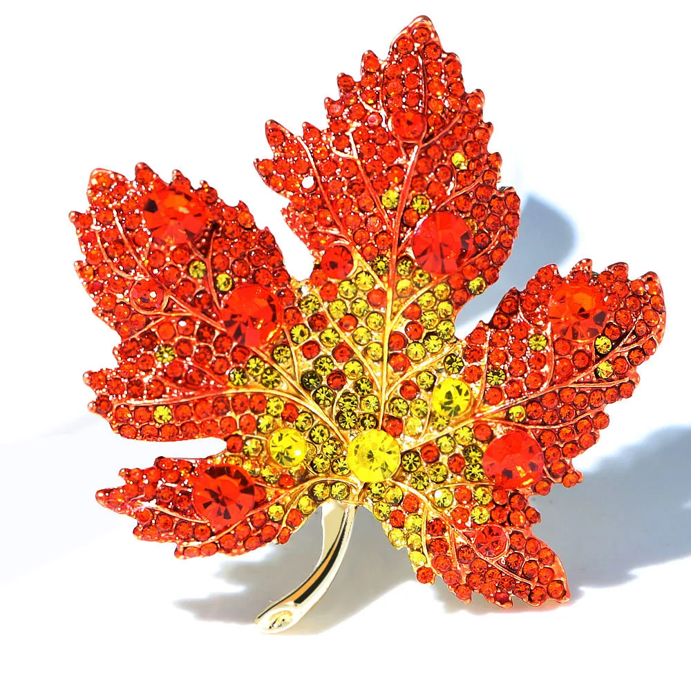 

CINDY XIANG Rhinestone Red Color Maple Brooch Winter Fashion Jewelry Beautiful Wedding Pin Women And Men Accessories Gift