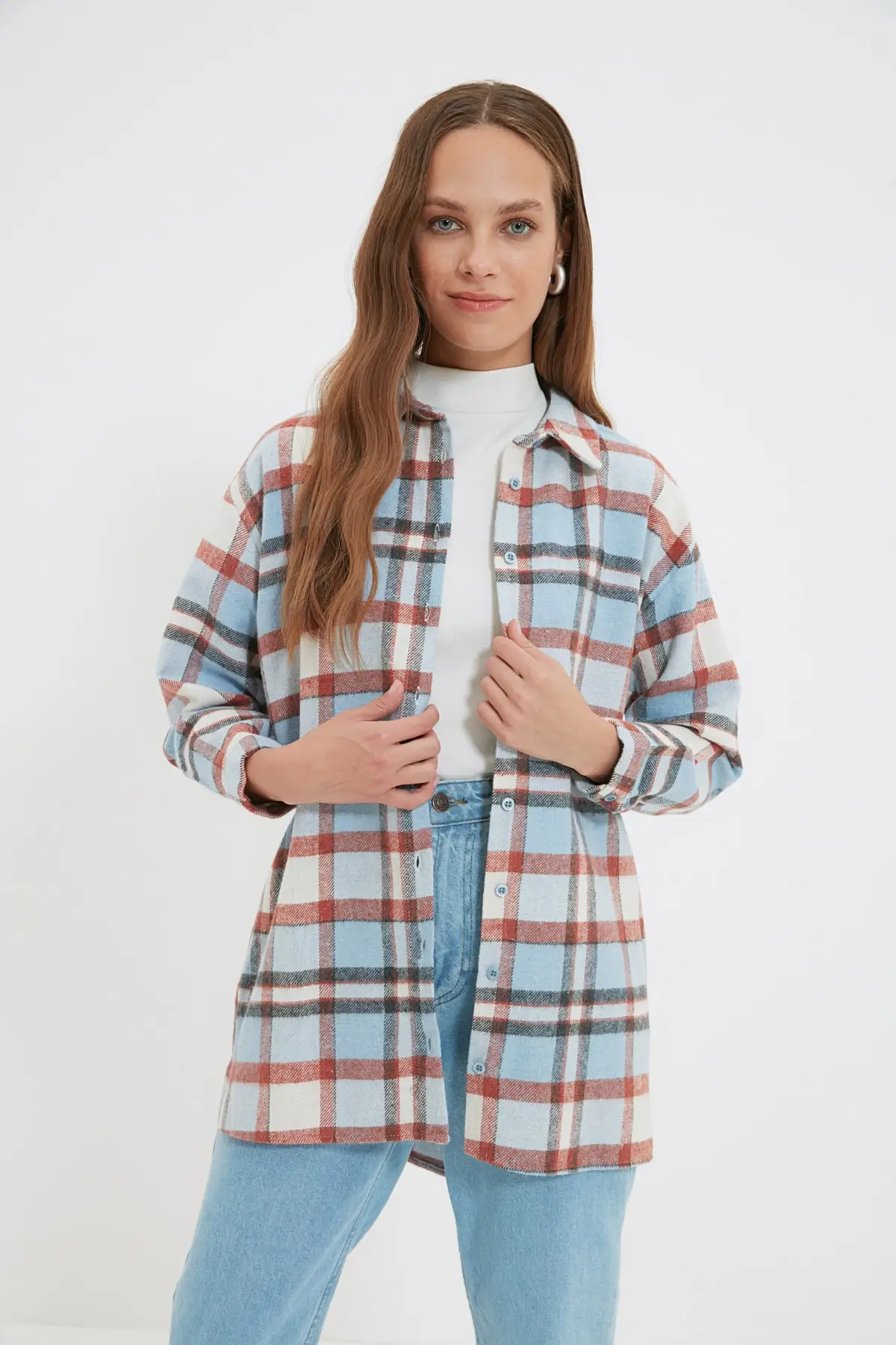 

Клетчатый воротник-рубашка