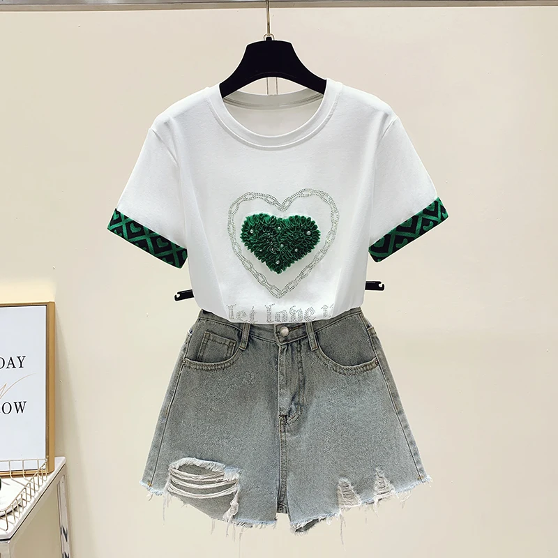 Fashion Short Sleeve Rhinestone T-Shirt Women's 3D Heart Decorate T-Shirt Slim Summer Tops 2022
