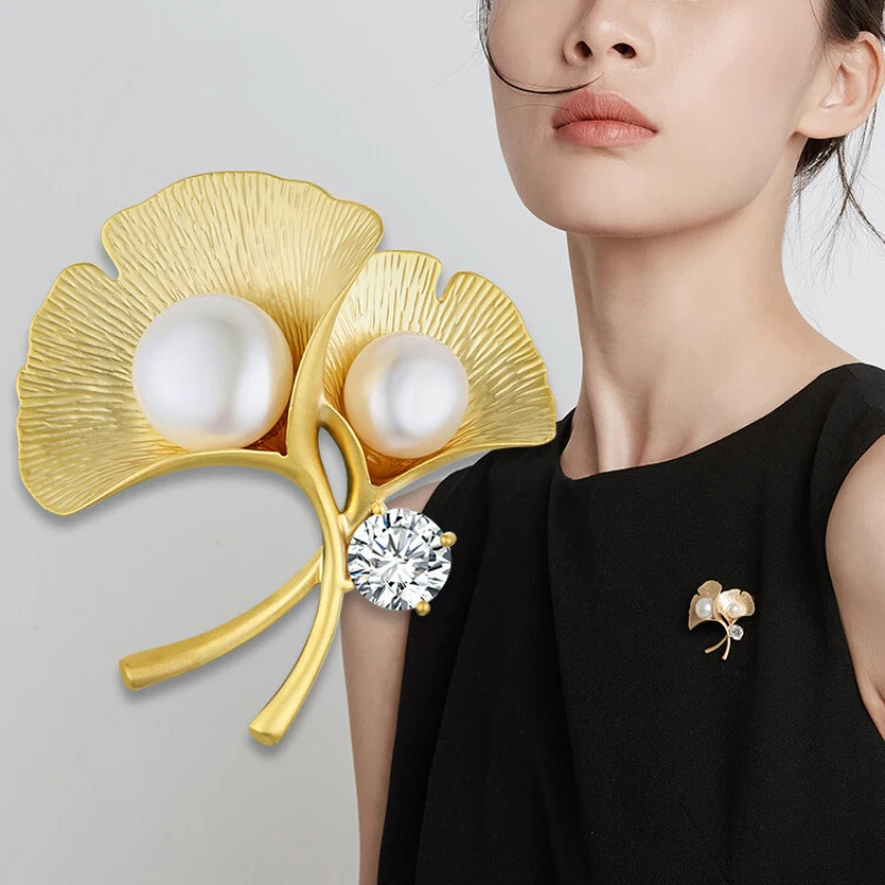 

Retro Elegant Ginkgo Leaf Brooches for Women Wedding Party Corsage Brooch Pin Cloth Accessories
