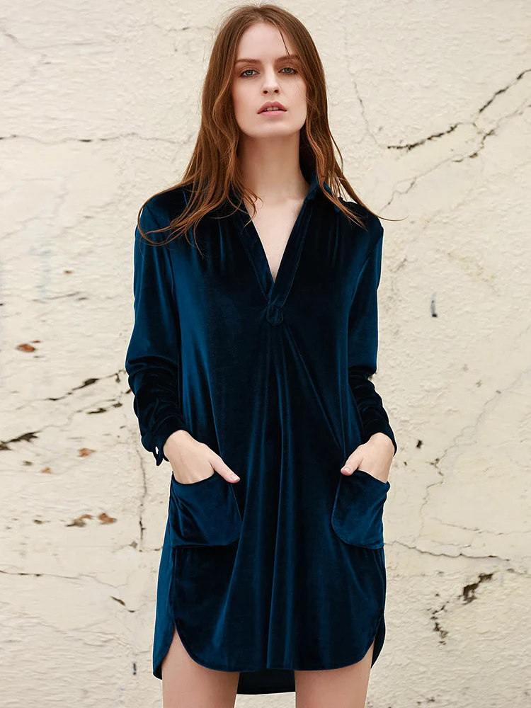 

Hiloc Solid Velvet Nightgown Women Fashion Long Sleeve Double Pockets Woman Dress Slit Loose Knitted V-Neck Night Dresses Winter