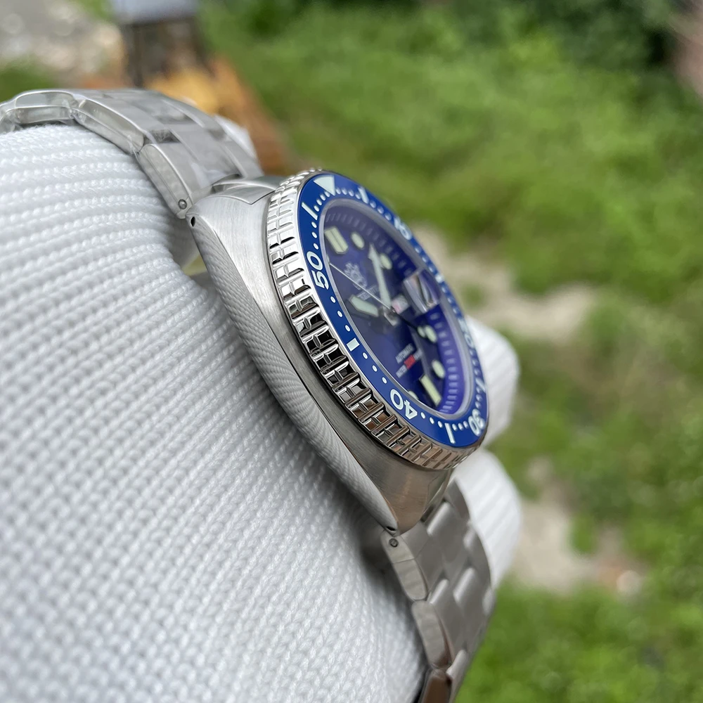 Скидка Часы мужские механические водонепроницаемые с двойным календарем, 200 м