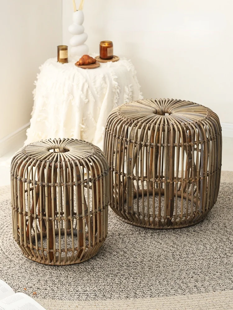 

GY Modern Low Stool Doorway Shoe Wearing Stool Small Apartment Stool Balcony Simple Rattan round Stool Retro Living Room Stool