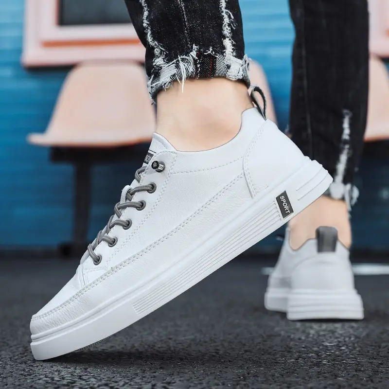 2023 White Sneakers Men Casual All-match Lightweight Board Shoes Trend Student Sports Shoes Comfortable Athletic Footwear Male