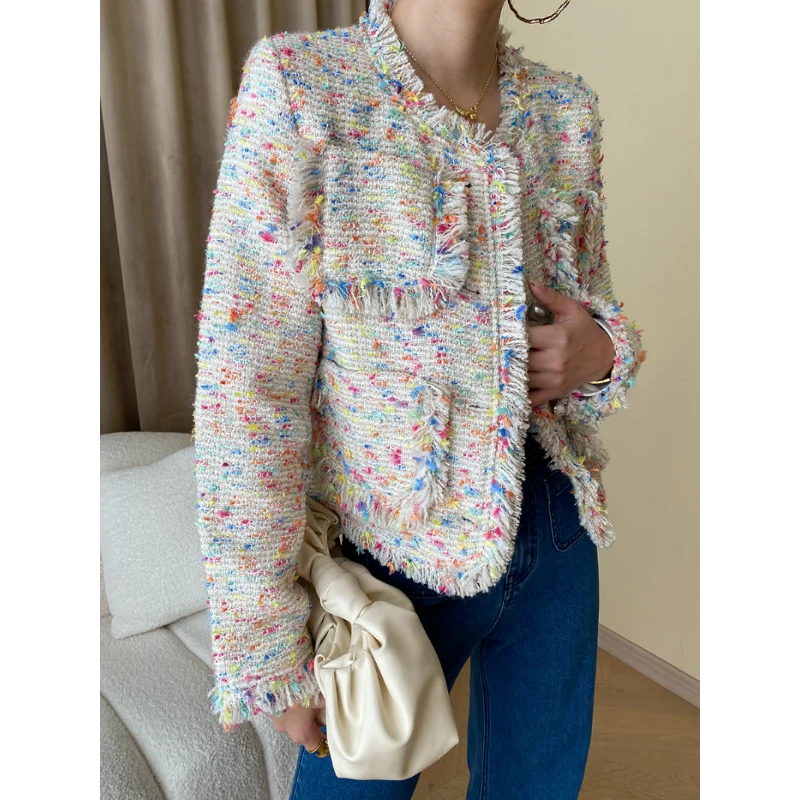 Рисунок 3 - Женское твидовое пальто с бахромой