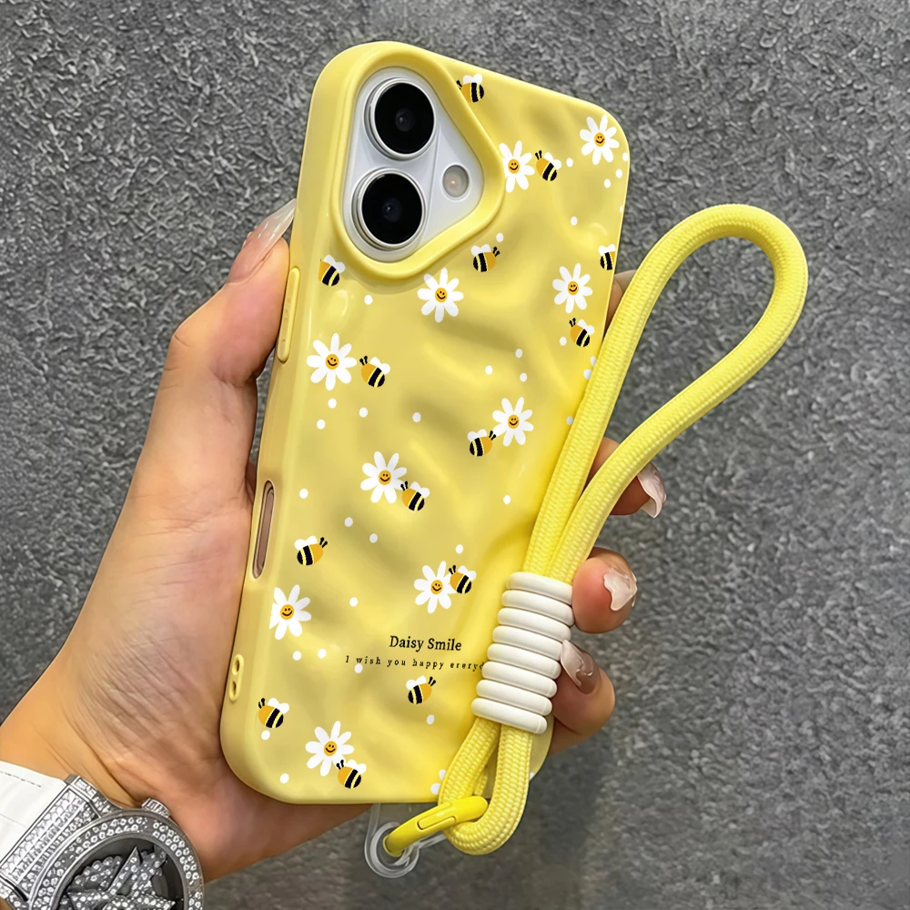Фото Модный силиконовый чехол Fashion Bee Daisy Wrinkle для iPhone 17, 15, 13, 11, 12, 14, 16, 17 Pro Max, 14, 15, 16 Plus, 17 Air с ремешком №1