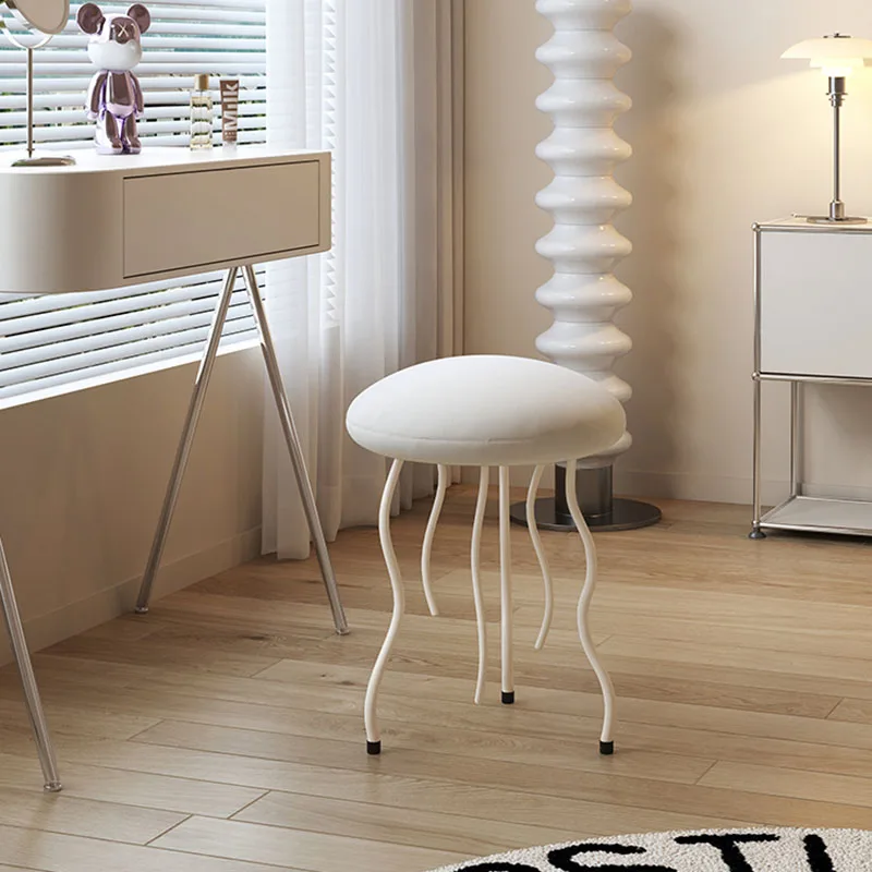 

Make Up Lounge Manicure Bar Chairs Counter Designer Luxury White Salon Nordic Bar Stools Modern Velvet Chaises Furniture XY50BC