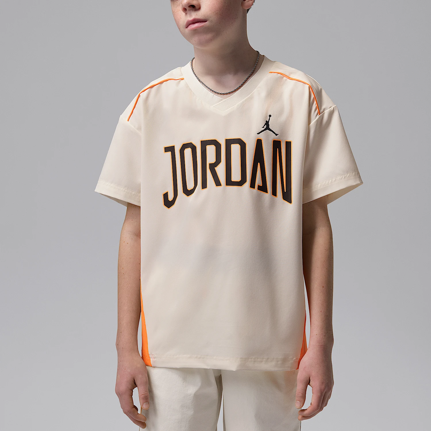 Фото Оригинальная детская солнцезащитная футболка Nike Jordan Prestige с коротким рукавом IW1467-110 №1