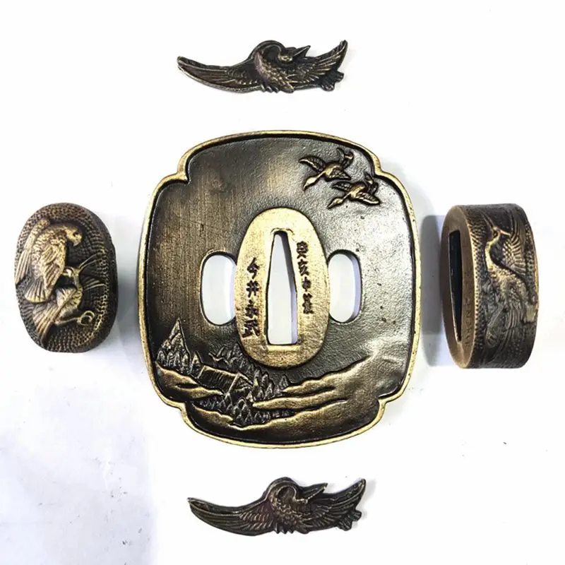 Изящный комплект аксессуаров для защиты птиц Tsuba Menuki Fuchi Кашира японского меча Tachi