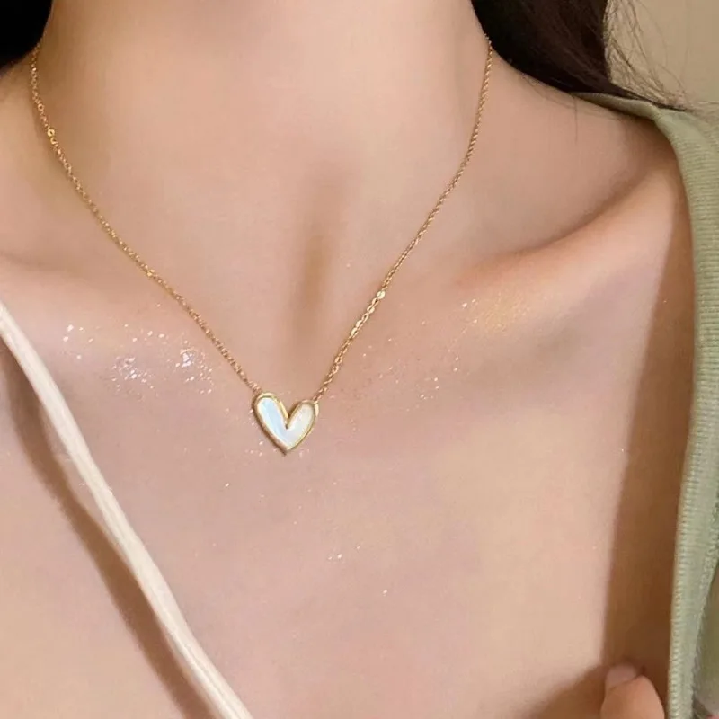 

Korean Heart Choker Necklace For Women Fashion Pendant Chain Flower Butterfly Bowknot Crystal Wedding Jewelry Friends Party Gift