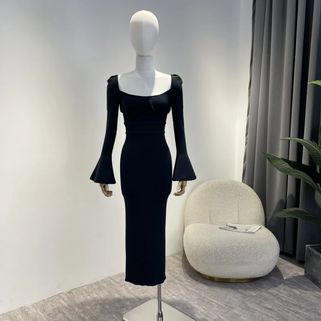 

2022 Autumn Newest Style Long Flare Sleeve Knit Dark Green Mini Sweater Dress Women