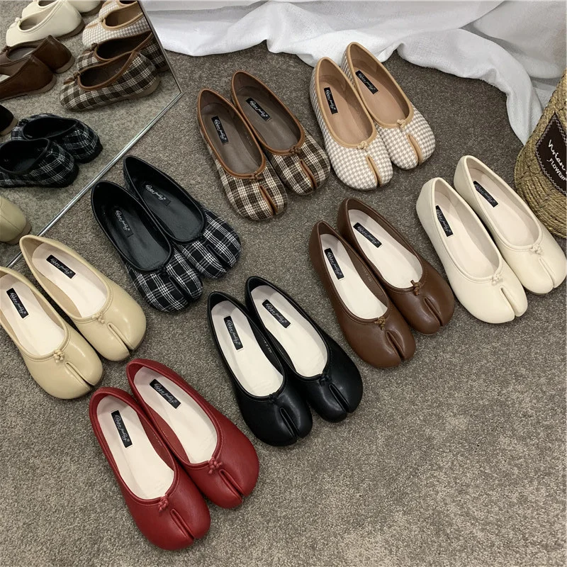 

NEW Woman Microfiber Leather Comfy Flats Split Toe Slippers Soft Bottom Loafers Brief Ladies Moccasins Tabi Ninja Shoes 8 colors