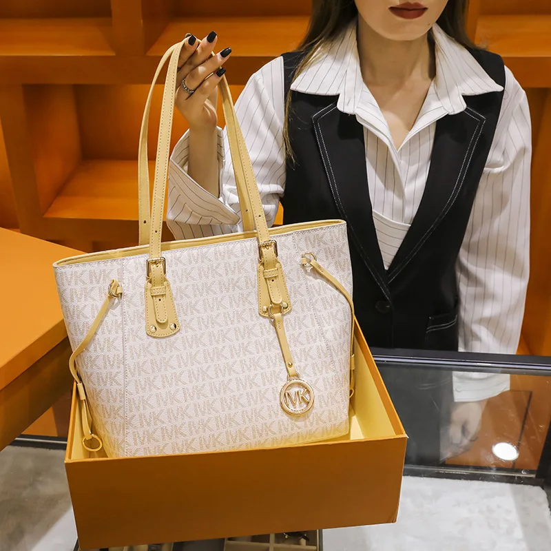 

Khamezoa IVK bag female natural capacity of new 2022 red tide network shopping bag shoulder bag MK handbag tote bag women bags
