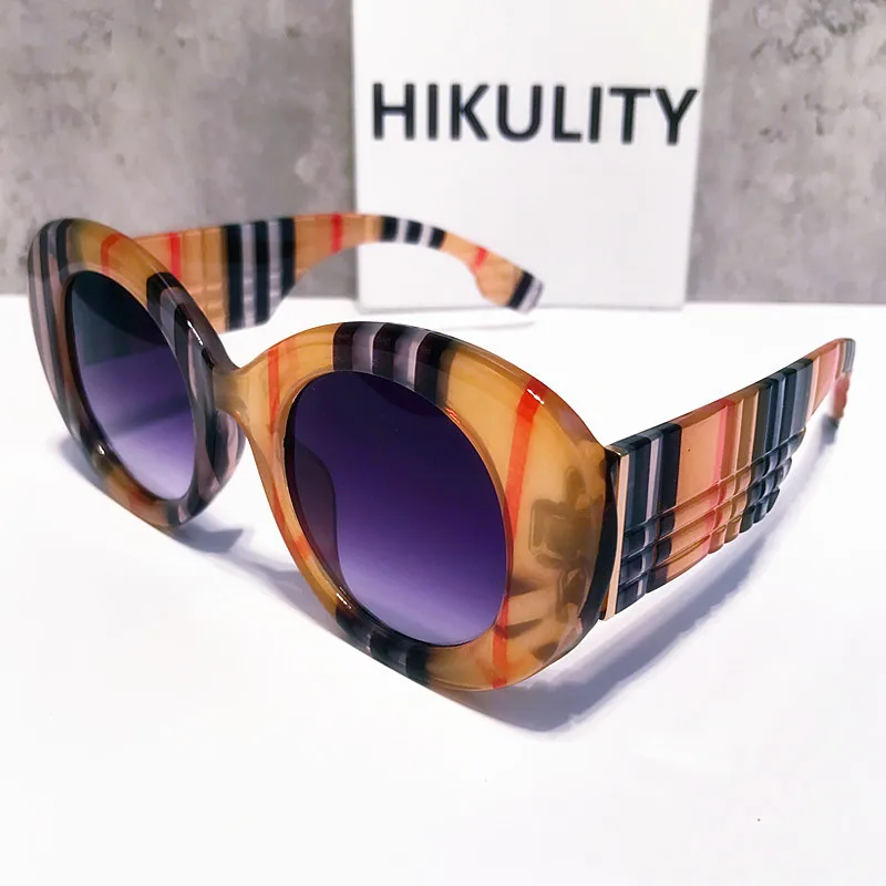 

Vintage Oversized Stripe Print Plaid Sunglasses For Women New Fashion Round Cat Eye Sun Glasses Men Chic Wide Leg Driving Shades