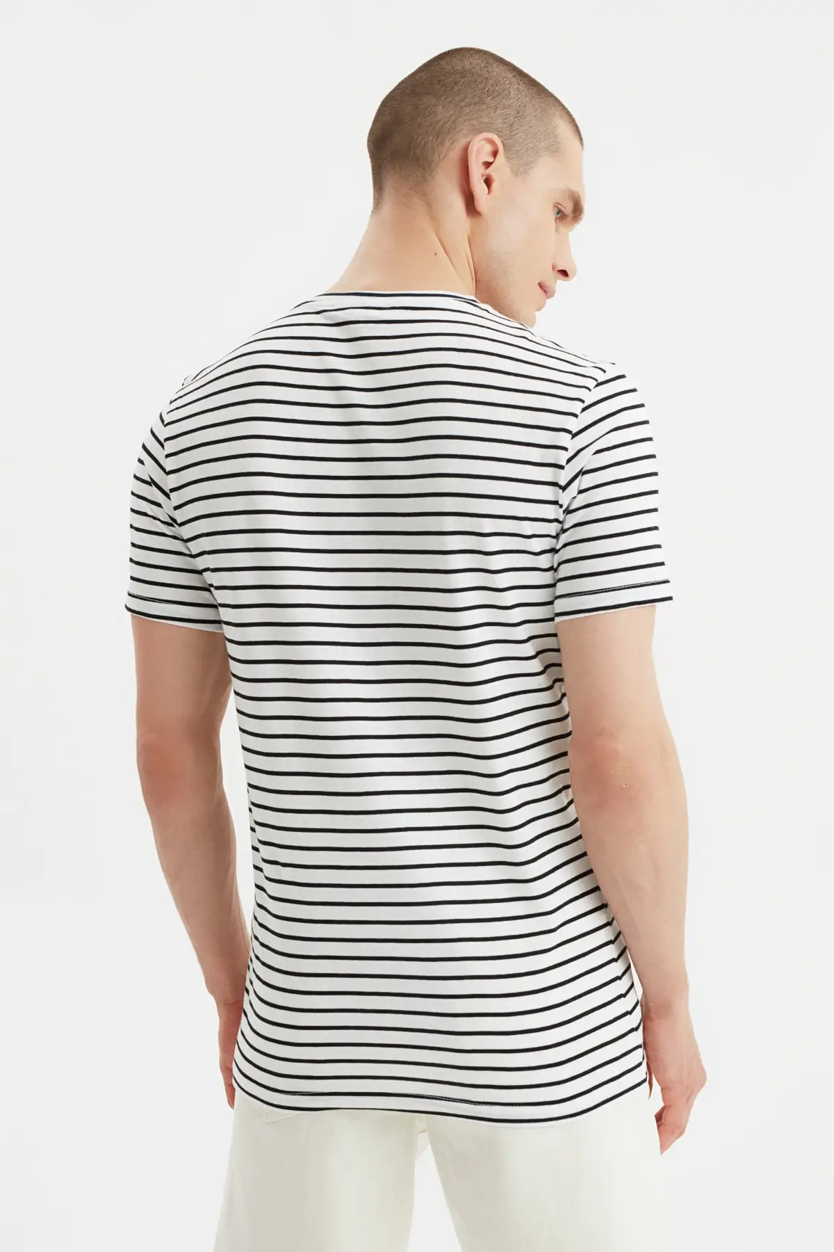 

Trendyol Male T-Shirt TMNSS20TS1043
