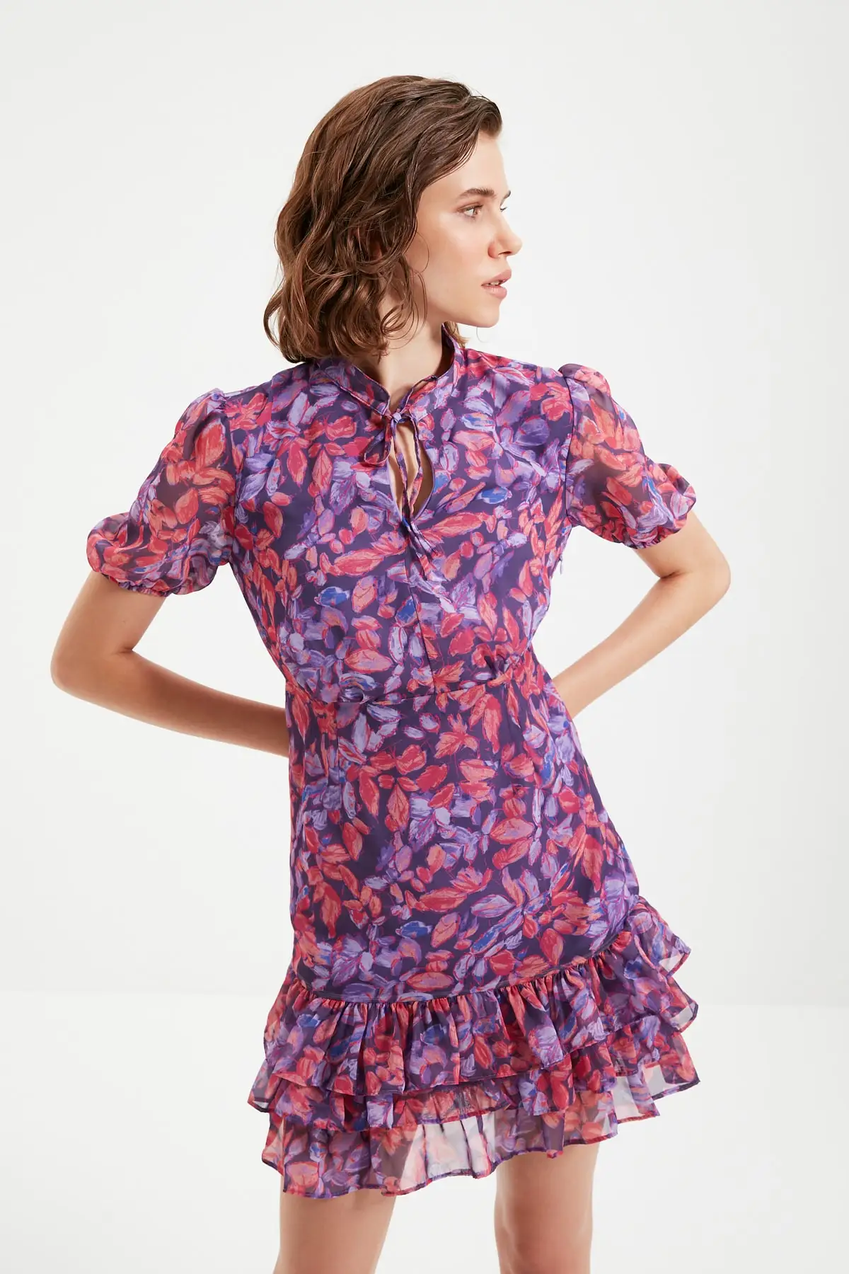 

Trendyol Collar Detailed Frilly Dress TWOSS21EL4411