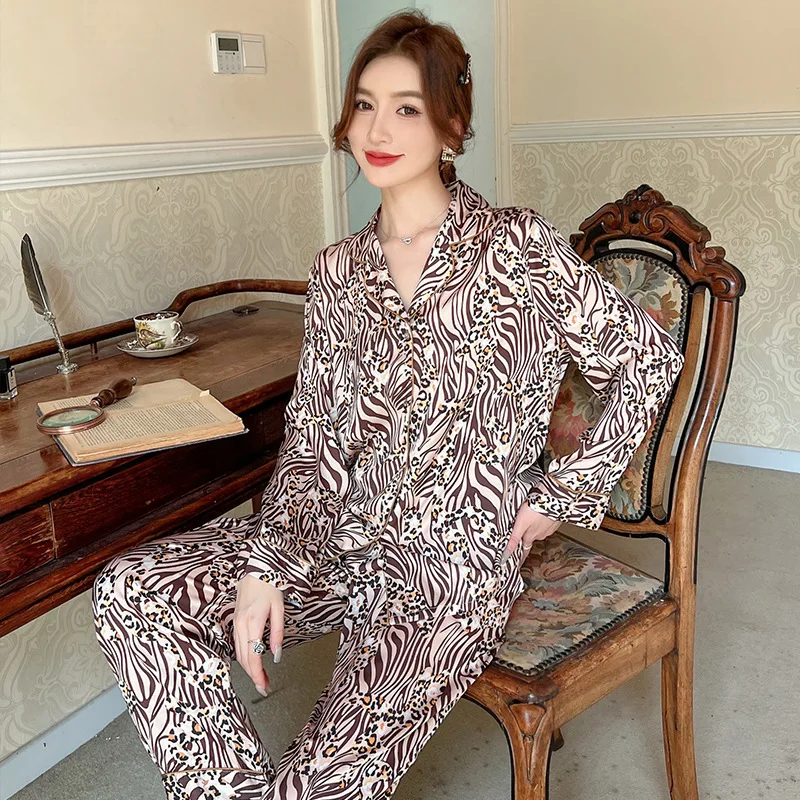 2023 Autumn Pajamas Chocolate Leopard Print Women's Ice Silk Long Sleeve Thin Women's Casual Homewear Suit