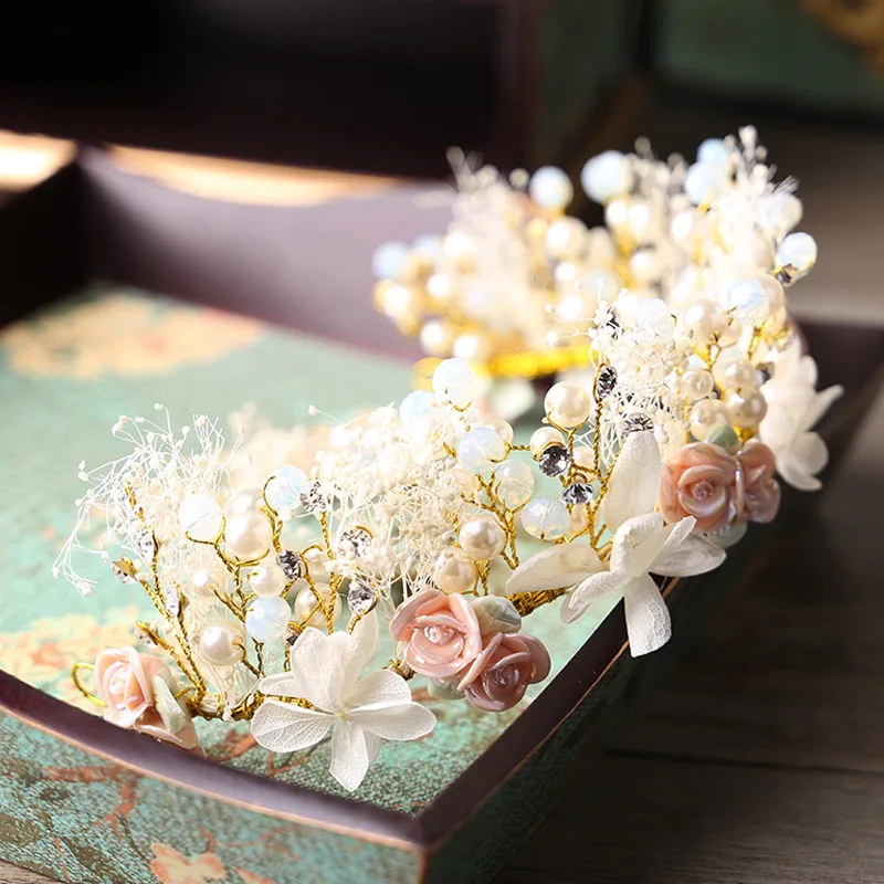 

New DIY Spring Bohemian Crystal Flower Crowns Beach Hawaii Floral Garland Romantic Faux Rose Wedding Wreaths Flower Headband