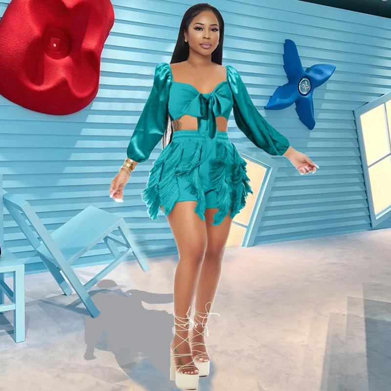 

Женский спортивный костюм KEXU с бахромой, комплект из двух предметов, бандажная рубашка с длинным рукавом и шорты, женская одежда, однотонная...