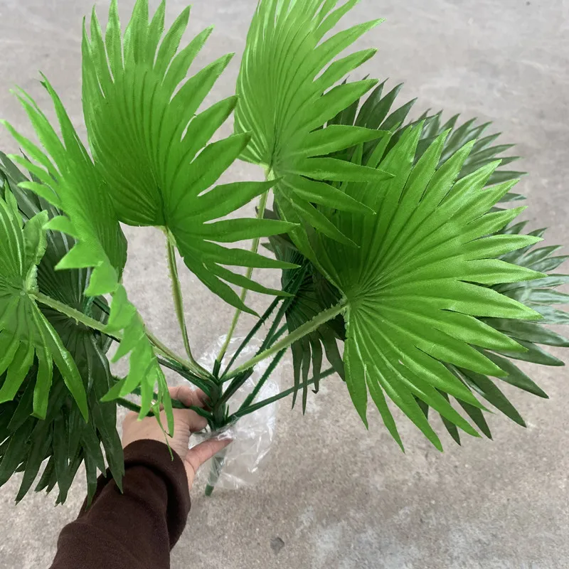 Искусственное пластиковое пальмовое зеленое дерево с 15 листьями искусственное