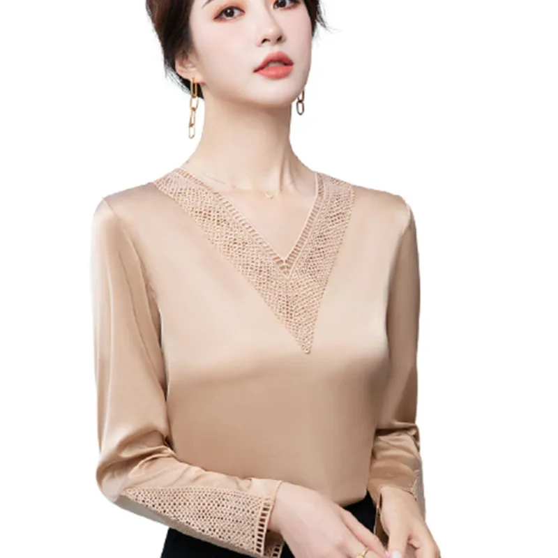 

Женская сатиновая эластичная футболка цвета шампанского с длинным рукавом и V-образным вырезом