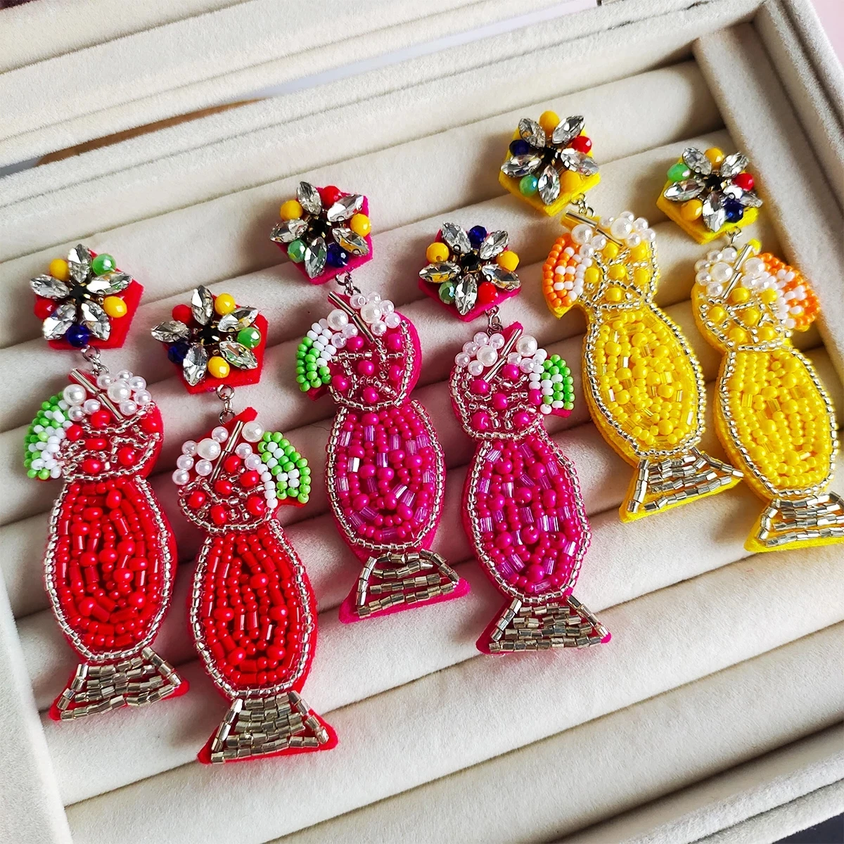 

Best Lady Handmade Seeds Beads Wine Bottle Earrings Crystal Sequin Drop Earrings Luxury Party Earrings For Women Fashion Jewelry