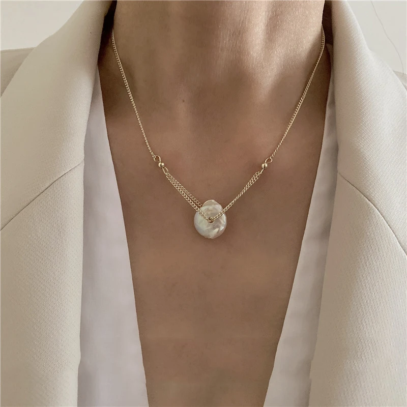 

VSnow Designed Baroque Irregular Pearl Pendant Necklaces for Women Exquisite Gold Chain Multilayers Necklace Jewelry Accessories