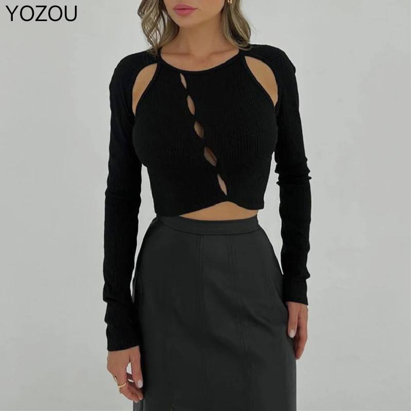 

YOZOU 2022 модный дизайн, черный укороченный Топ с длинным рукавом, женская футболка с вырезами, Y2k, одежда для гранж, в эстетике, стандартная