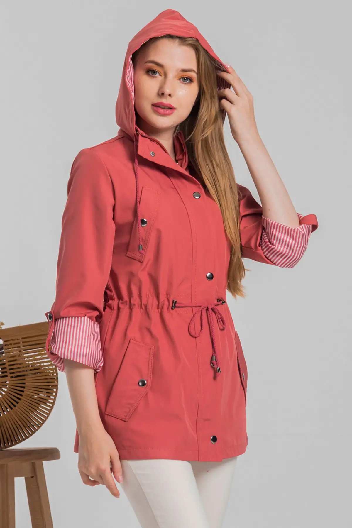 Women's Coral Short Waist Lace-up Hooded Lined Water Repellent Ultra Light Trench Coat Autumn Clothing Cotton Casual Jacket
