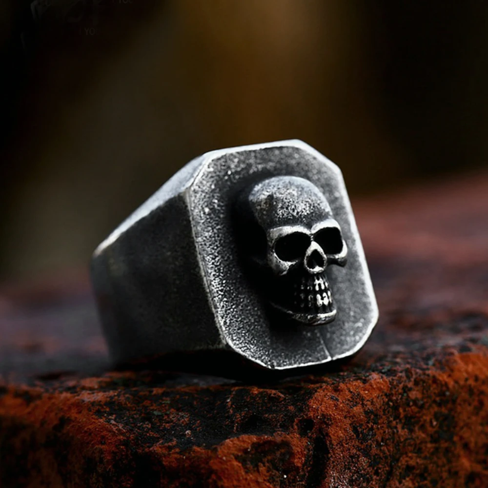

Retro Simple Black Skull Stainless Steel Ring Fashion Viking Men Women Punk Biker Skull Ring Popular Jewelry Gifts Wholesale