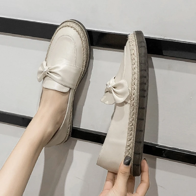 

Luxury Pearl Bow-knot Fisherman Shoes Women Mary Janes Solid Hemp Moccasins Round Toe Shallow Slip on Sneakers Woman Flats 2022