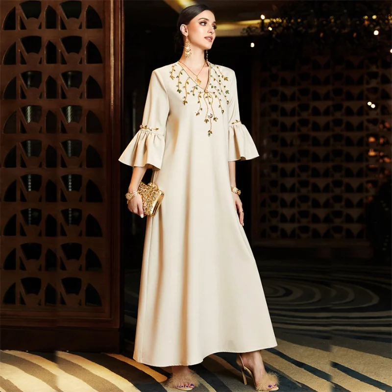 Muslim Woman Dress V-Neck Floral Embroidery Rhinestone Flare Sleeve Elegant Casual Loose Party Robe Dresses For Prom