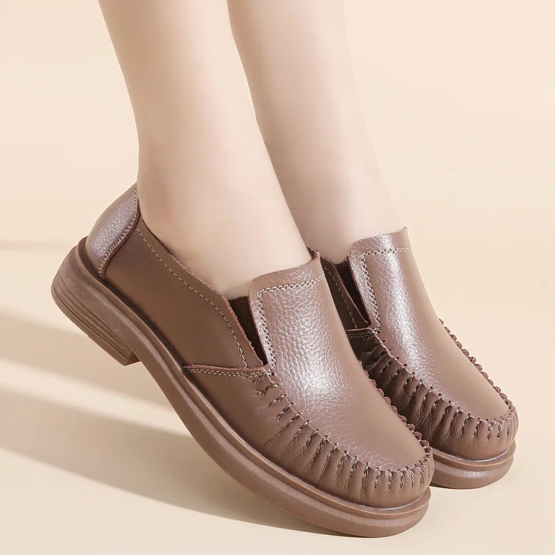 Leather Women Casual Shoes Slip on Flat Shoes Designer Moccasins for Women Loafers Luxury Brand Sneakers Women Tenis Feminino