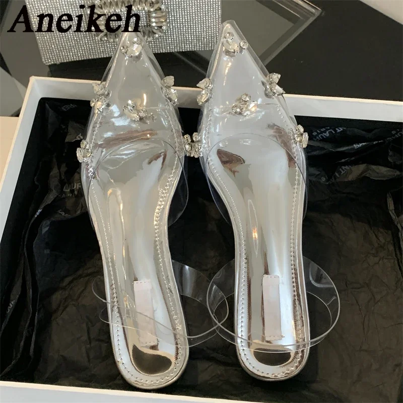 Летняя обувь Aneikeh женские блестящие туфли из ПВХ с острым носком римские