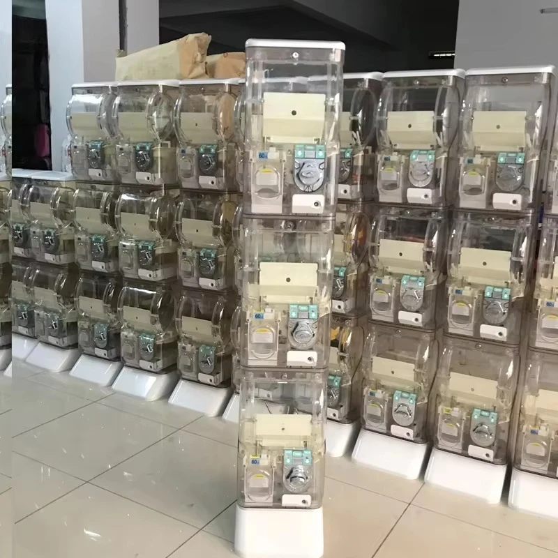 Фото Прозрачная механическая капсульная игрушка Gacha, торговый автомат, детская игра с монетоприемником и металлической модель жетона, изготовленная из пластика №5