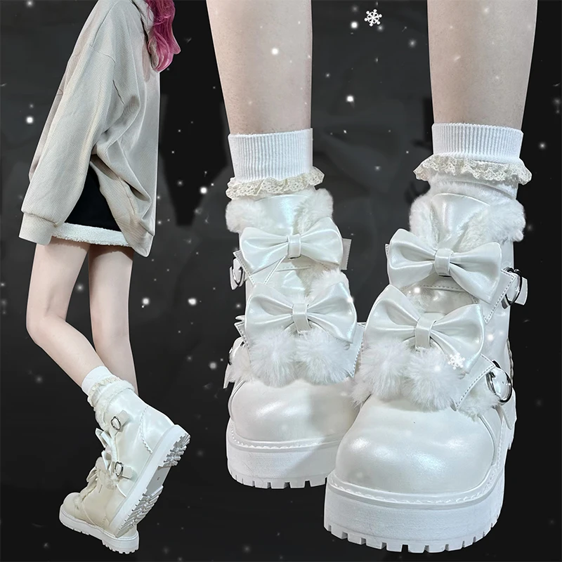 Женские ботинки в стиле лолита теплые короткие с плюшевой подкладкой на толстой