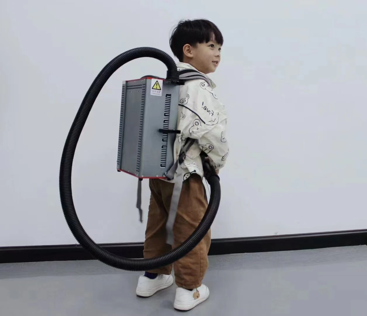 

Аппарат для удаления ржавчины с импульсной лазерной очисткой, 50 Вт, 100 Вт, удаление масляных пятен на рюкзаке