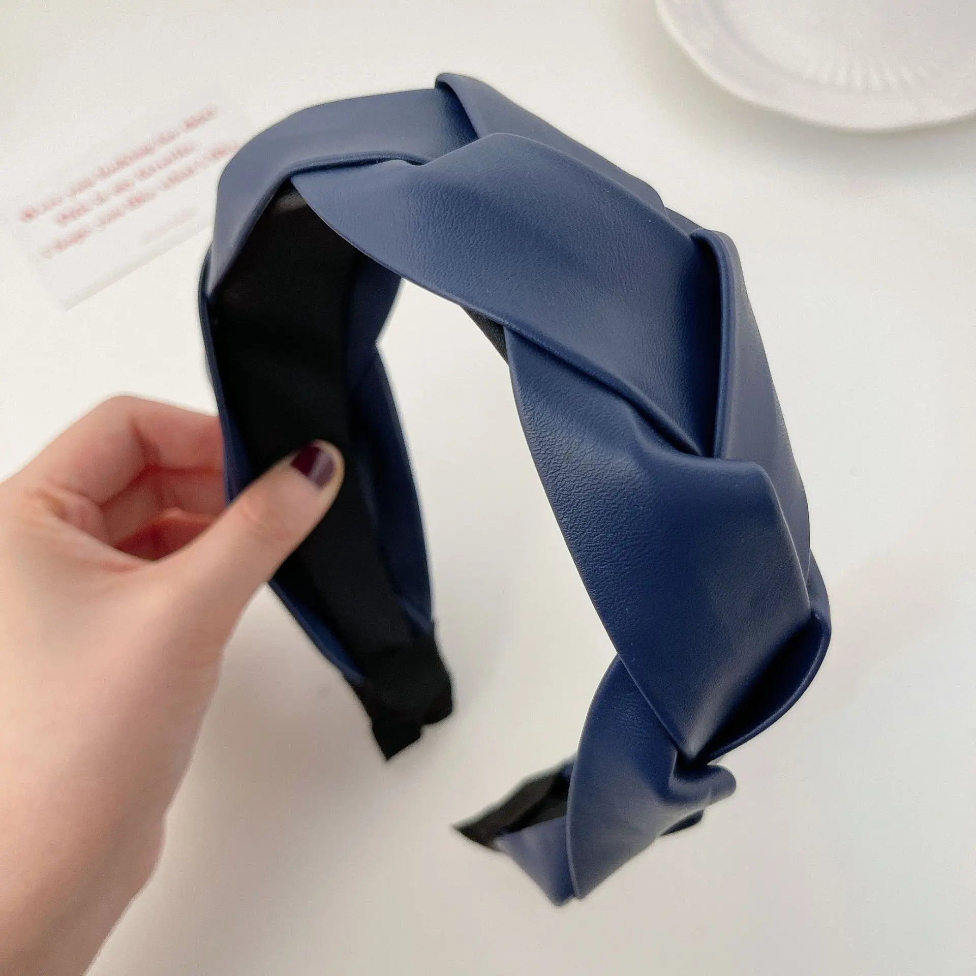 

Women Stretchy Headbands Soft Twist Headwrap Elegant Simple Hair Hoop Vintage Style RERI889