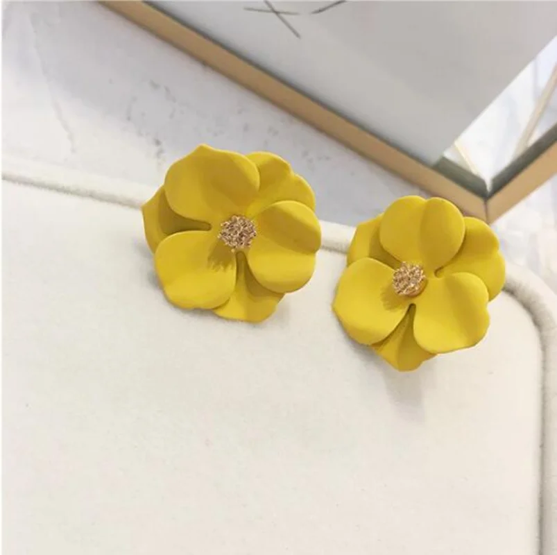 

2022 New Women Earrings Gentle Sweet Flowers Dangler 925 Silver Ear Studs Trendy Korean Jewelry Accessories Designer Earrings