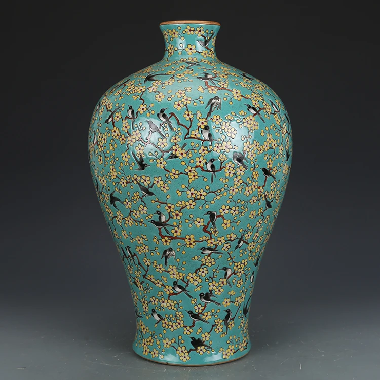 

Qing Dynasty Qianlong Hand-painted Greenland Famille Rose With Delight Plum Vase Antique Porcelain Vase Jingdezhen Porcelain