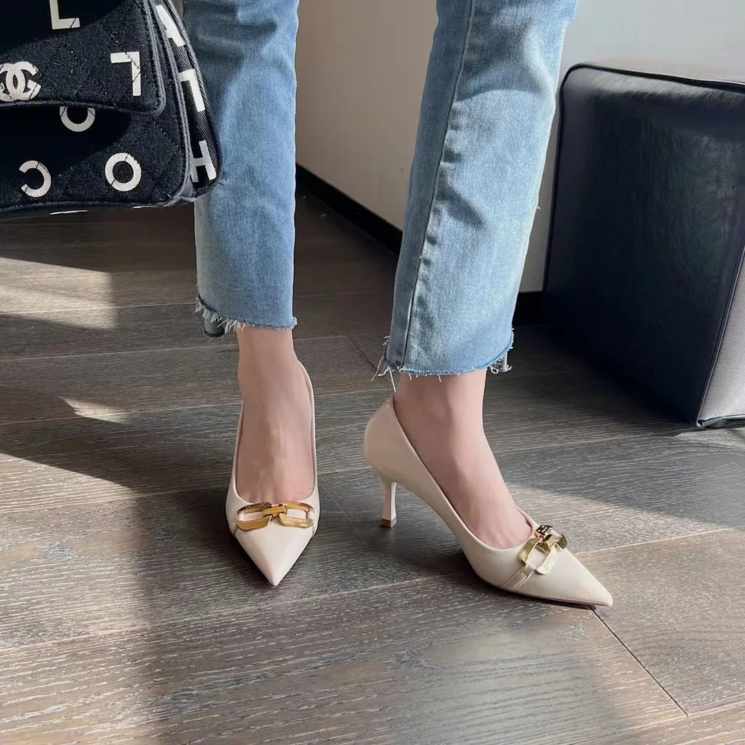 

Pointed Toe Women Pumps Metal Chain 2022 Fashion Dress Shoes Shallow Slip On Thin High Heels Brown/Black/Beige Party Pumps 35-39