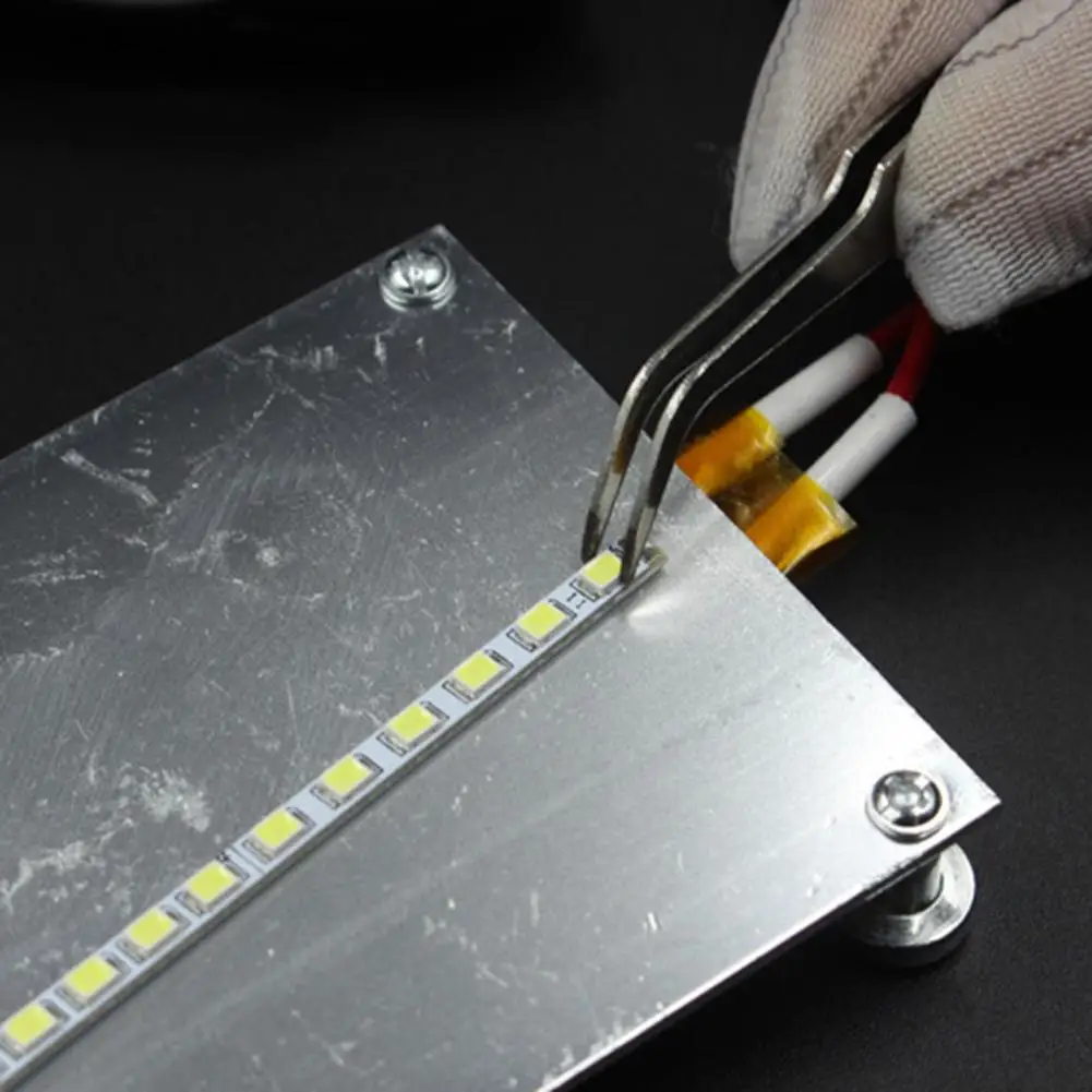 

Insulated Desoldering Plate Plug-play LED Repair Plate Quickly Heat Dissipation LED Lamp Bead Desoldering Station Time-saving