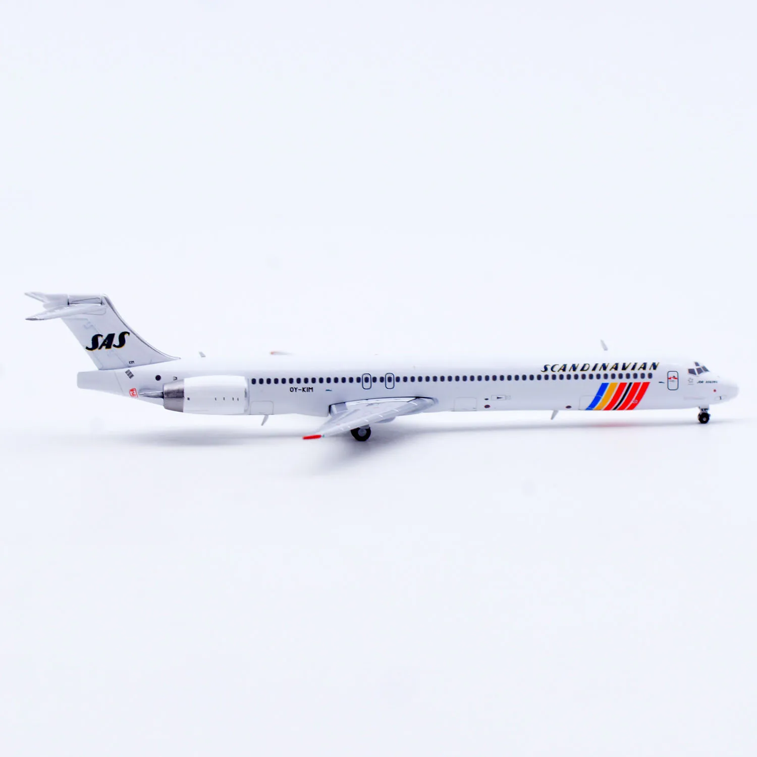 Коллекционная модель самолета из сплава LH4395 JC Wings 1:400 SAS Scandinavian Airlines McDonnell Douglas MD-90, литая под давлением, OY-KIM (art.: 3920d9c516b8a) - 3920d9c516b8a