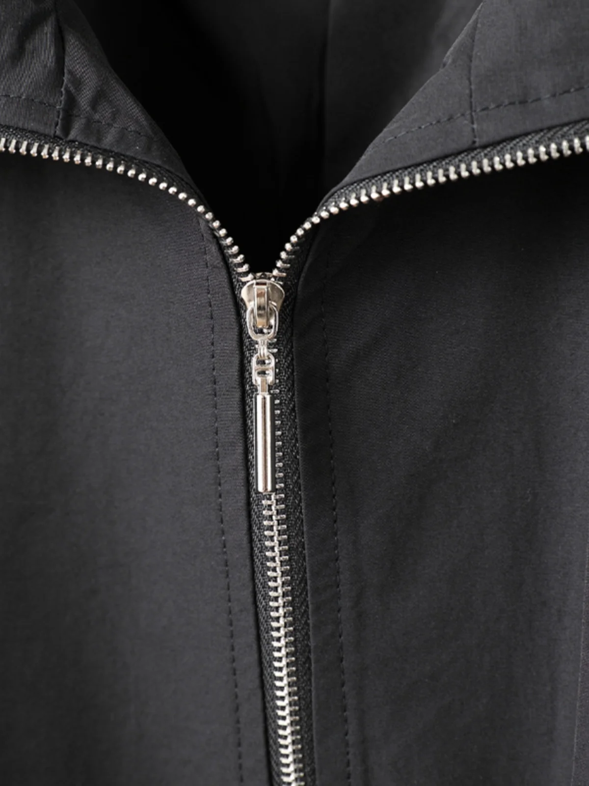 Рисунок 4 - Ветрозащитная и дышащая уличная