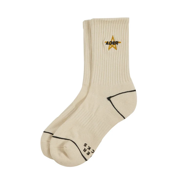 

Autumn and winter new ader five pointed star letter embroidered men's and women's medium tube tide socks