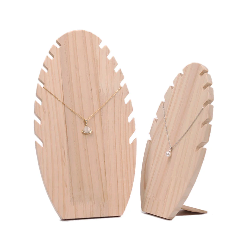 Деревянная витрина для ювелирных изделий в форме пламени