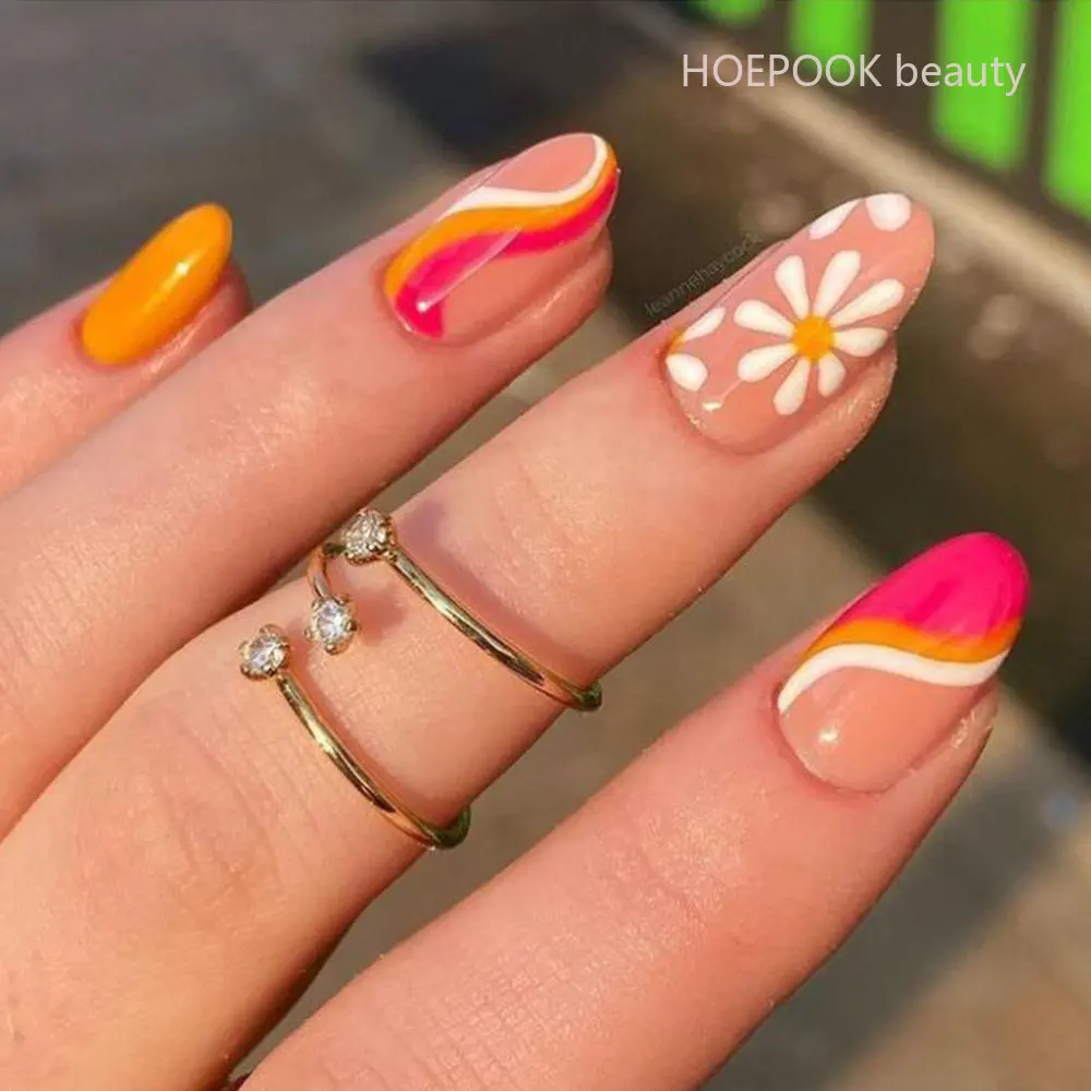 

24pcs Ripple Small Daisy Finished Fake Nails Art Full Coverage Artificial Press On Nails Tips Seamless Removable False Nails Set