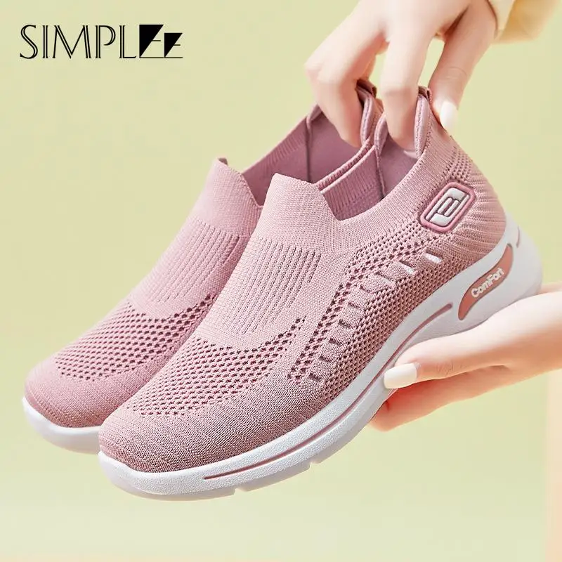 

Кроссовки женские дышащие без шнуровки, модная спортивная обувь на мягкой подошве, повседневные прогулочные туфли на плоской подошве, для м...