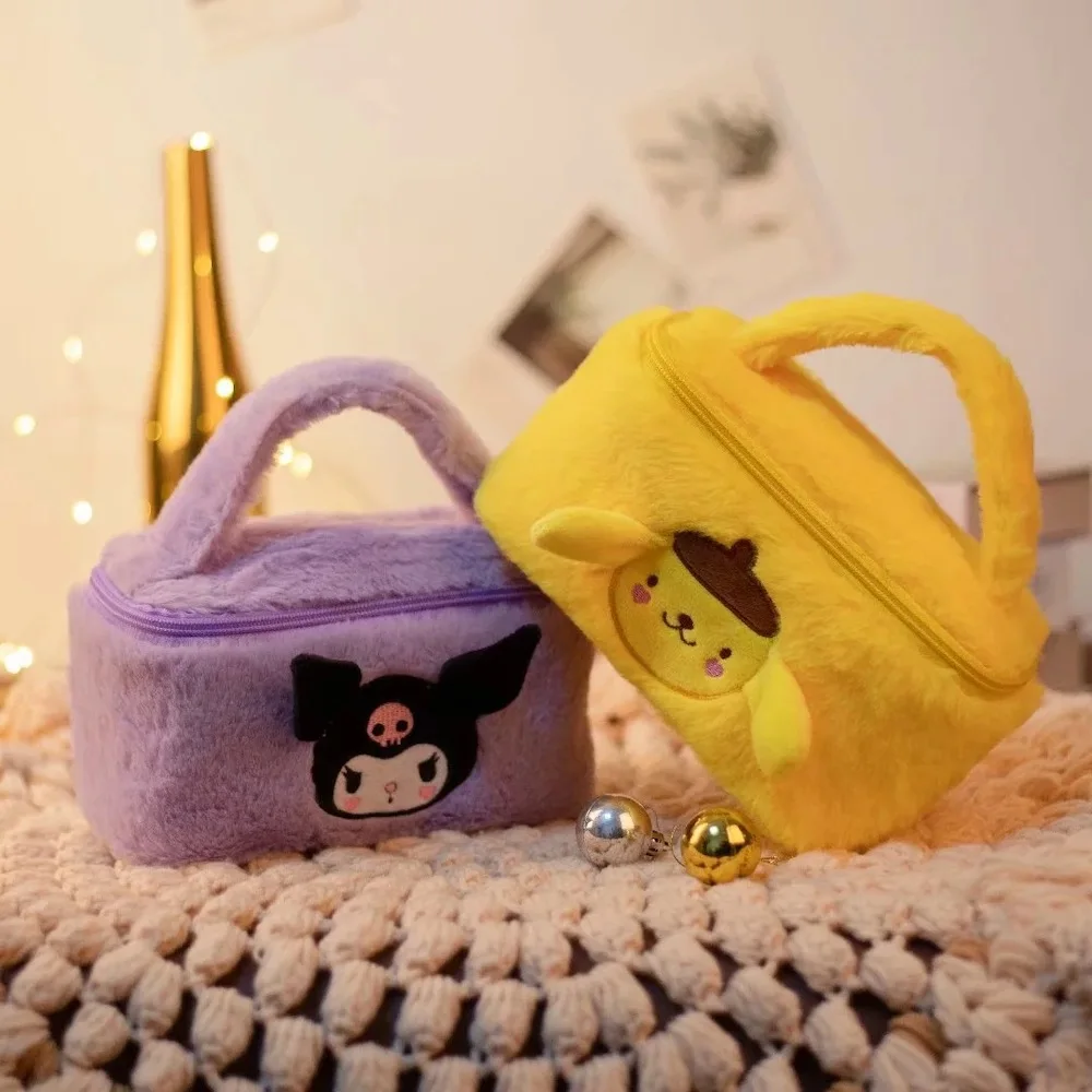 

Kawaii Sanrioed Hello Kitty Kuromi Cartoon Plush Cosmetic Bag Plush Handbag Soft Stuffed High Capacity Kids Girl Birthday Gifts